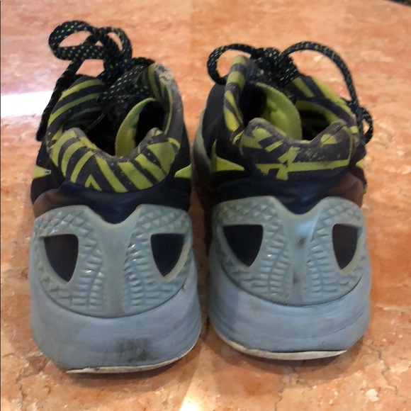 NIKE ZOOM FLYWIRE HIGH TOP SNEAKERS Size 9.5 - Picture 5 of 7